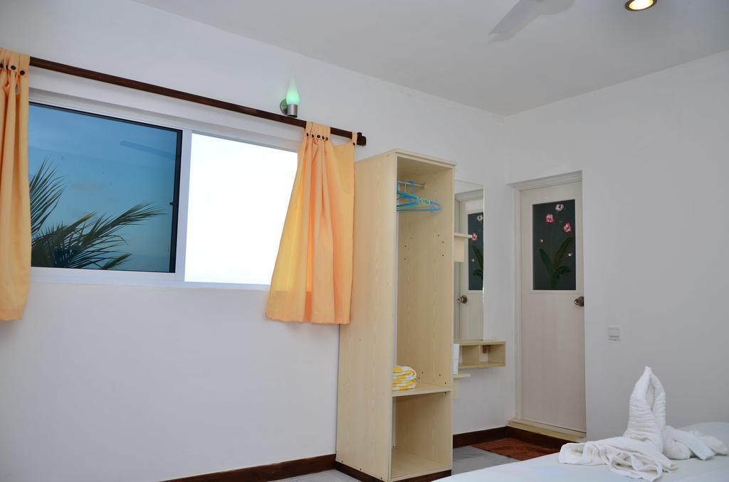 Maafushi Inn Exterior photo